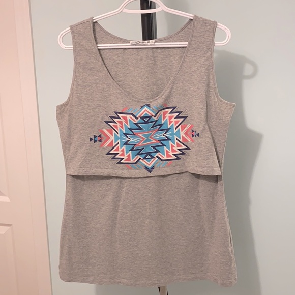 Momzelle Nursing Top “Mia” Geometric Print - Picture 4 of 7